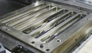 真空ゴム成形用金型,薄肉,高外質品,医療,精密用途