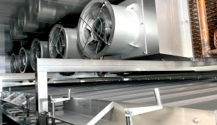 冷凍・冷蔵機,水産加工工場の標準設備