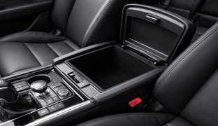 センターコンソールボックス